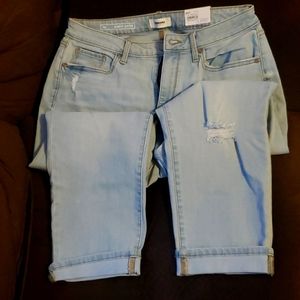 Sonoma Curvy High Rise Capri